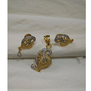 22KR GOLD WOMEN PENDANT SET