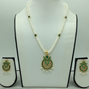 White,green cz pendent set with 1 line white