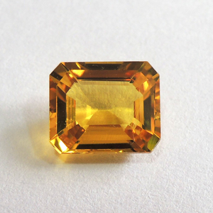 3.88ct-rectangle-yellow-yellow-sapphire-pukhr