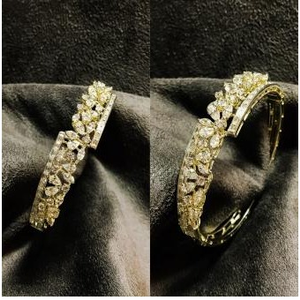 Flower Shape 9KT Swarovski Bracelet