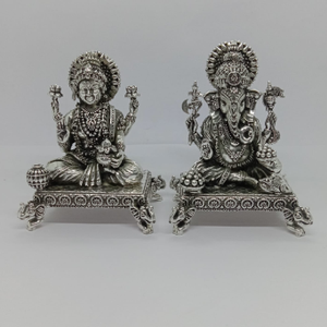 Pure silver idol of laxmi ganesha in antique 