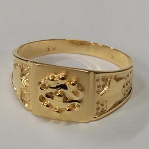 Gold antique gents ring
