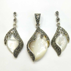 925 Sterling Silver Oxides Pendant Set