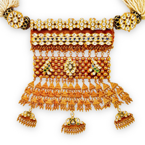 22k gold tanmaniya