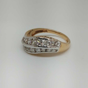 Real diamond rose gold ring