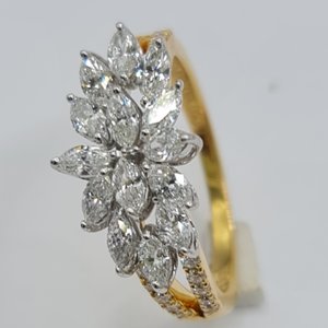 18k Gold  hallmark  real diamond  ring