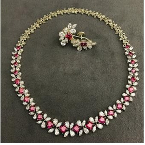 9kt Essentials Swarovski Necklace Set