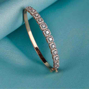 18kt Designer Rose Gold Bracelet