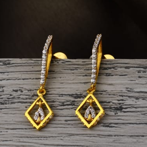 916 Gold Hallmark Ladies Jummar Earrings LJE5