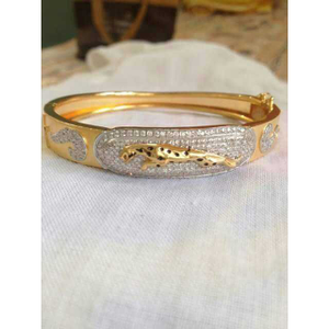 22KT Gold Jadtar Antique Stylish Bracelet