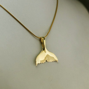 18 Kt Real Solid Yellow Gold Whale's Tail Nau
