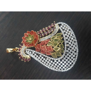 Exquisite 916 Gold Diamond Pendant Set