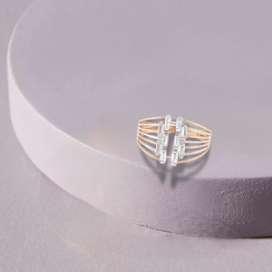 Glamorous Outflow Gold Ring