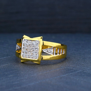 22K Gold Hallmarked Square Ring