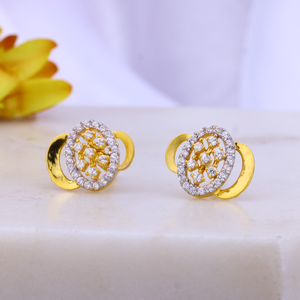 22k yellow gold diamond earrings.