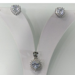 925 Sterling Silver Diamond Oval Size Design 