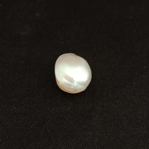 3.93ct button white pearl-moti