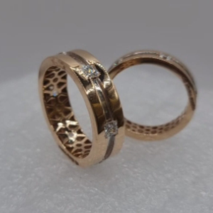 18Kt Gold Stylish Couple Ring