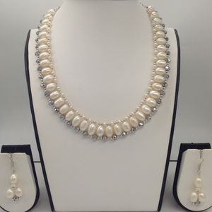 Freshwater White&nbsp;Pearls and Silver&nbsp;Crystals