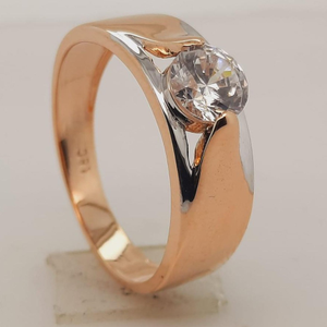 18kt rose gold stunning design ring