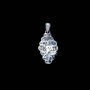 Silver dazzling design pendants