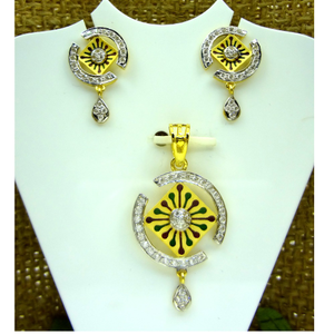 Circular red-green mina 22kt gold gold pendan