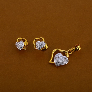 22KT Gold Ladies Pendant Set FPS245