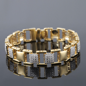 18kt square shaped  diamond men's bracelet