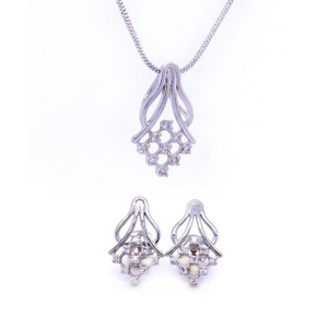 Nightingale diamond pendant & earrings se