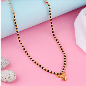 Black And White Mani Traditional Mala