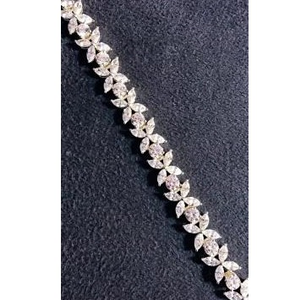 Modern Style 9KT swarovski  Ladies Bracelet