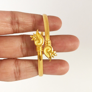 22 kt solid yellow gold women bracelet bangle