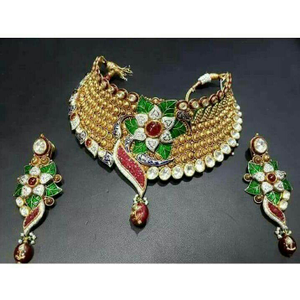 Modern Attractive Ethical Necklace Set 
