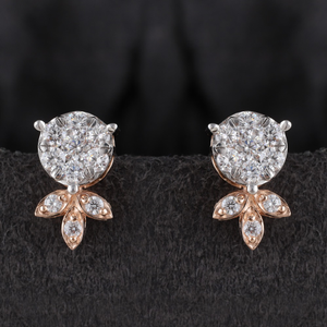 18Kt Gold Fine Design Diamond Earring