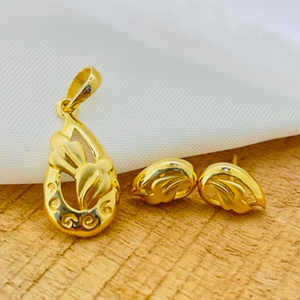 22k Gold Plain Stylish Pendant Set