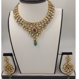 White Polki Stones Pacchi Kundan Necklace Set
