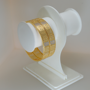916 Plain Gold 2 piece Bangles