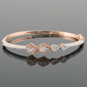 18Kt Gold Unique Diamond Bracelet
