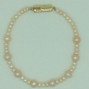 Peach Flat Pearls 1 Layers Bracelet JBG0