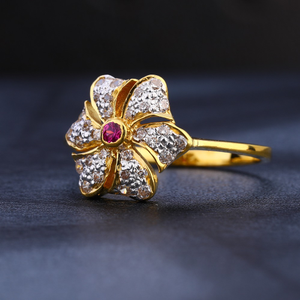 22CT  Gold Women's Stylish Hallmark CZ Ring L