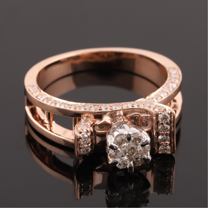 18K Gold Delite Diamond Ring