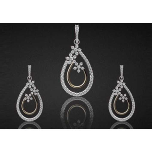 Drop Shape Designer Diamond Pendent set