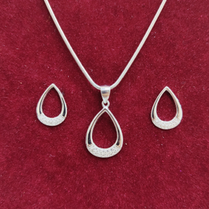925 silver Chain egg shape Pendant set