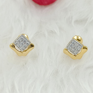 916 GOLD CZ SQUARE EARRING