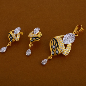 916 gold cz hallmark delicate ladies pendant 