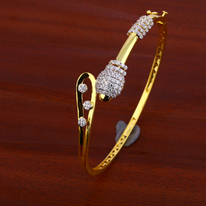 750 Gold Cz Gemstone Bracelet LKB78