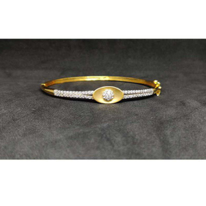 18K Exclusive Ladies Gold Kada