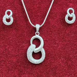 925 Sterling Silver Chain Pendant Set
