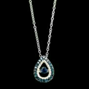 22KT Diamond Pendant Set