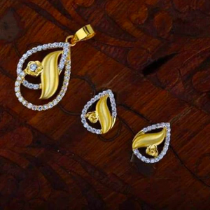 916 gold Cz chain pendantset RH_pset57